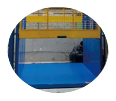 Guide rail hydraulic lift platform using 24 guide wheel car frame structure for stable cargo lifting