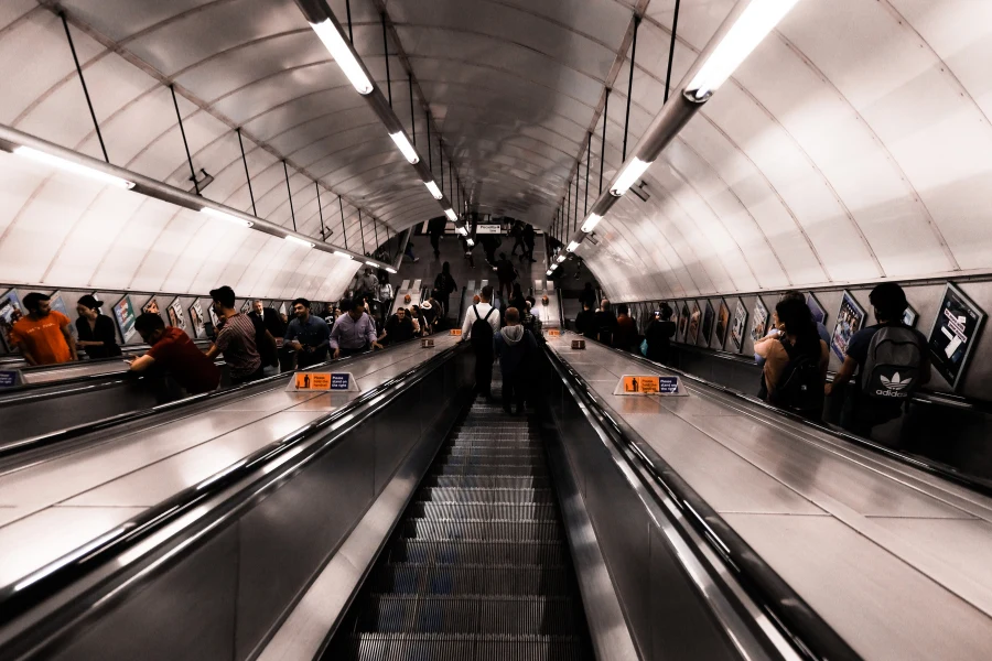Escalator Capacity Calculation comparing theoretical and practical escalator capacity